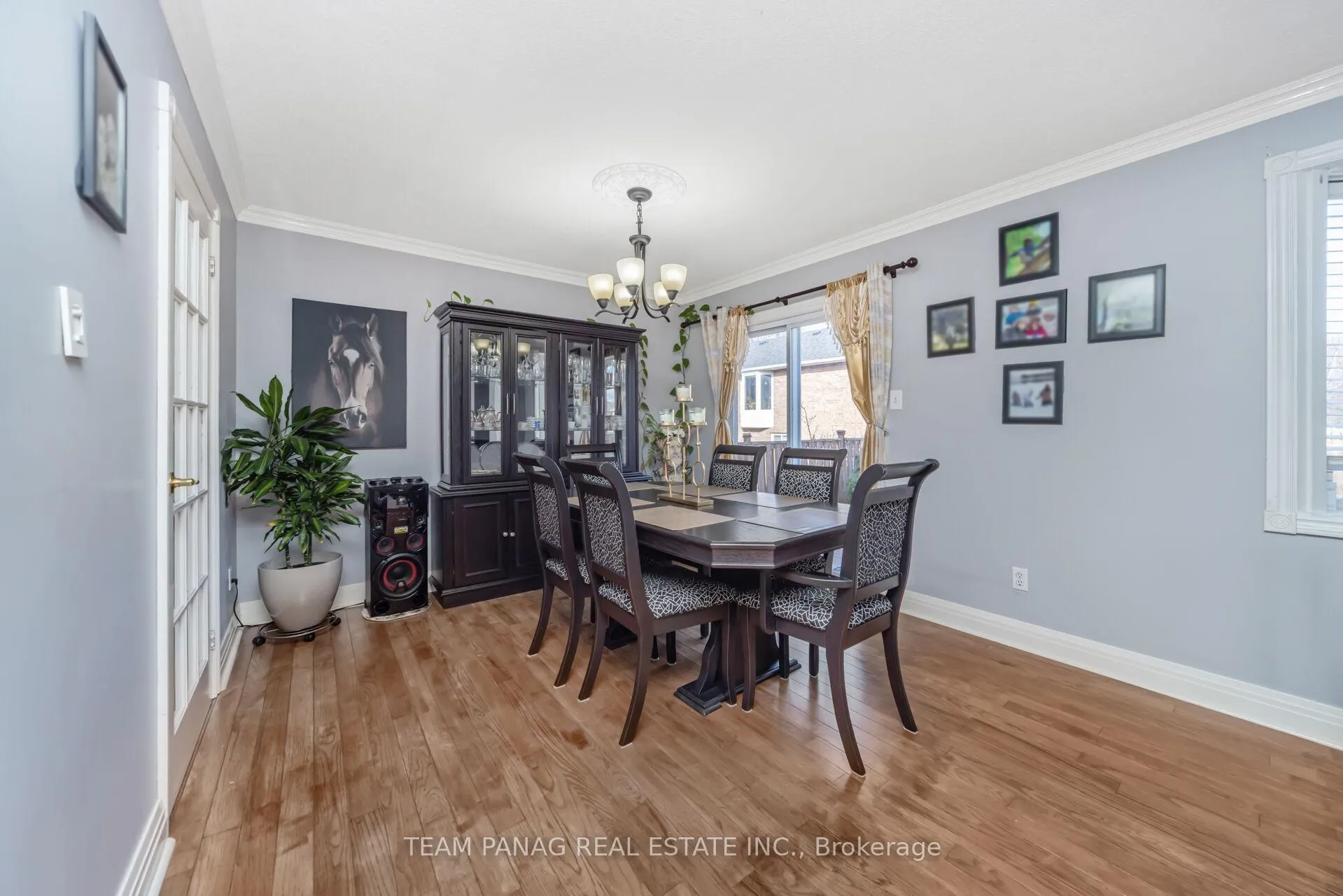 Photo 8 of 6 Howard Court, Brampton, Heart Lake West — HOMEH