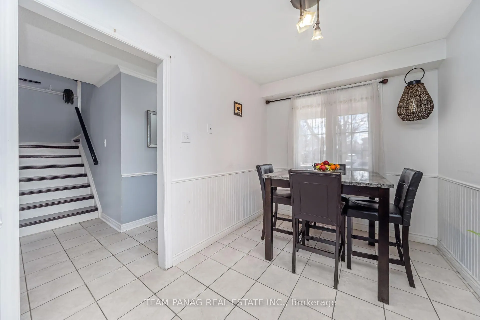 Photo 12 of 6 Howard Court, Brampton, Heart Lake West — HOMEH
