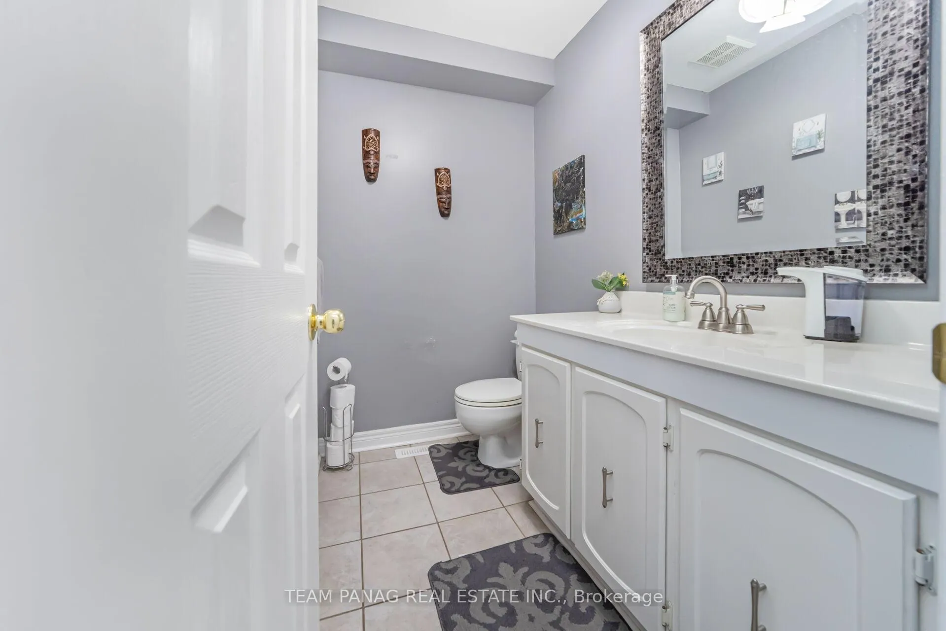 Photo 13 of 6 Howard Court, Brampton, Heart Lake West — HOMEH