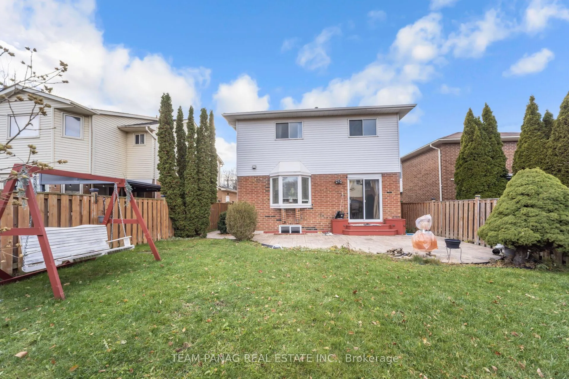 Photo 35 of 6 Howard Court, Brampton, Heart Lake West — HOMEH