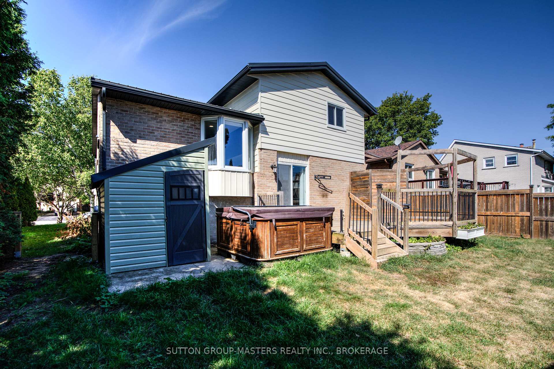 Photo 6 of 846 Sandringham Place, Kingston, North of Taylor-Kidd Blvd — HOMEH
