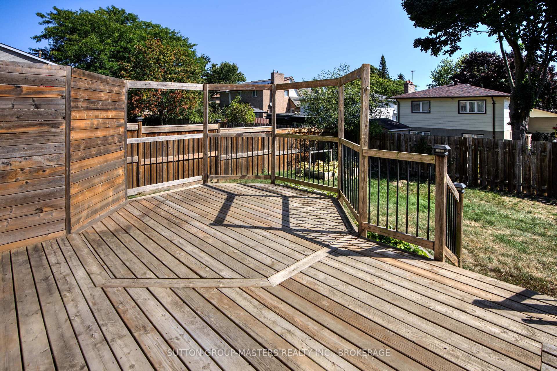 Photo 10 of 846 Sandringham Place, Kingston, North of Taylor-Kidd Blvd — HOMEH