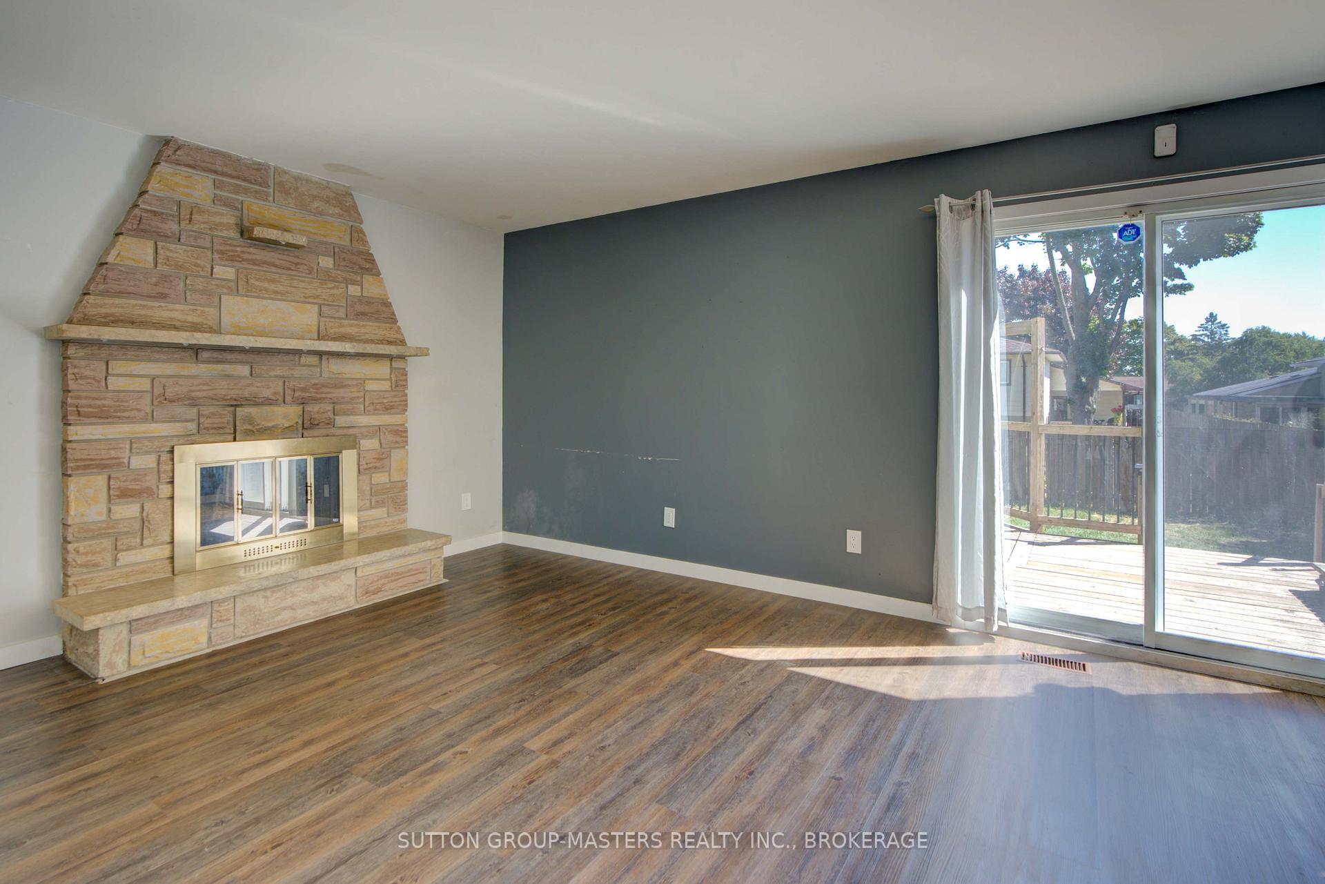 Photo 18 of 846 Sandringham Place, Kingston, North of Taylor-Kidd Blvd — HOMEH