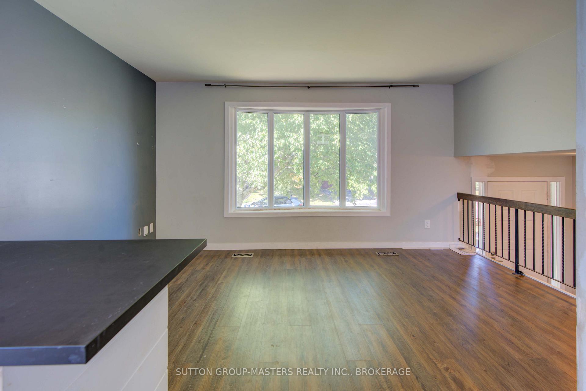 Photo 27 of 846 Sandringham Place, Kingston, North of Taylor-Kidd Blvd — HOMEH