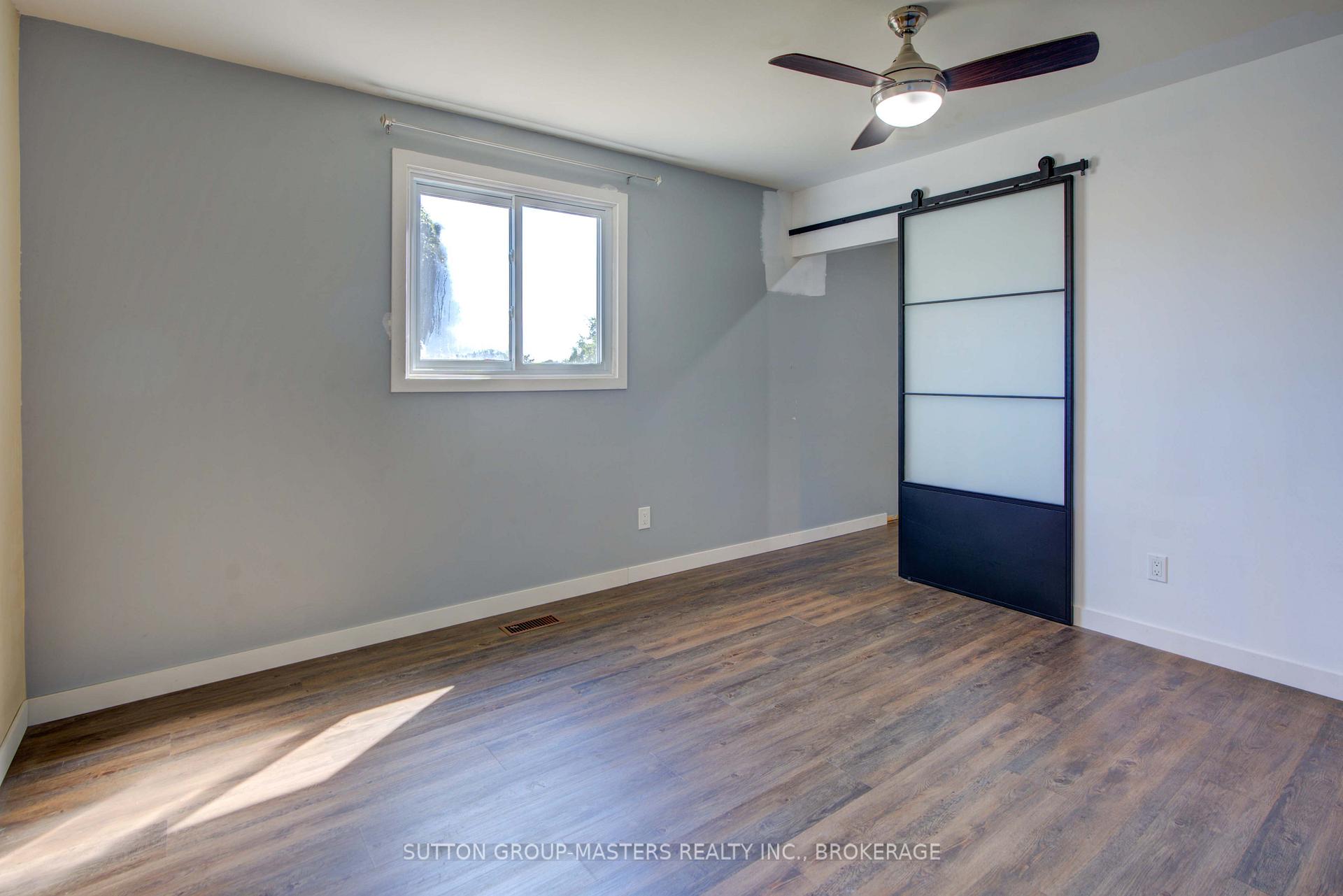 Photo 35 of 846 Sandringham Place, Kingston, North of Taylor-Kidd Blvd — HOMEH