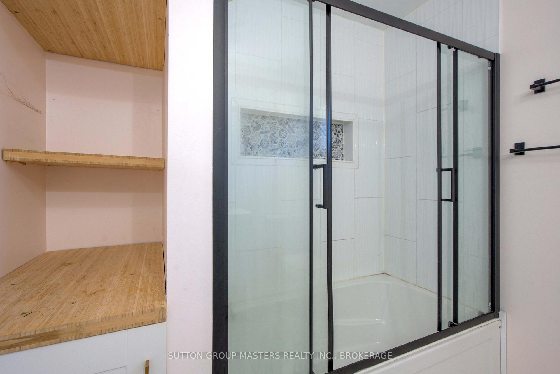 Photo 40 of 846 Sandringham Place, Kingston, North of Taylor-Kidd Blvd — HOMEH