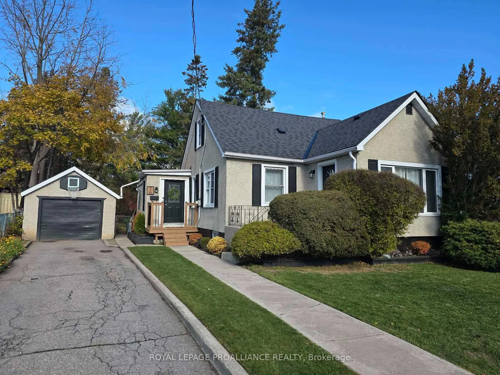 Photo 1 of 76 Benjamin Street, Belleville, Belleville Ward — HOMEH