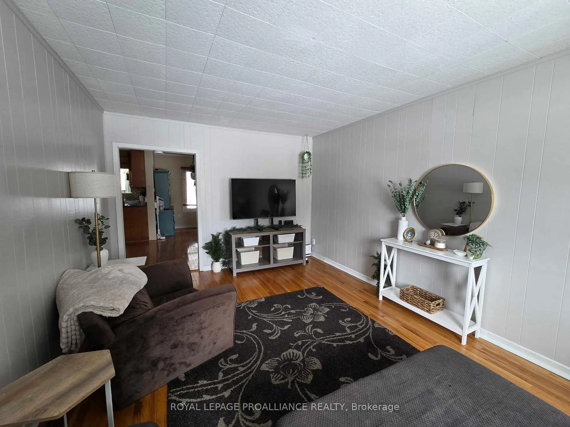 Photo 10 of 76 Benjamin Street, Belleville, Belleville Ward — HOMEH