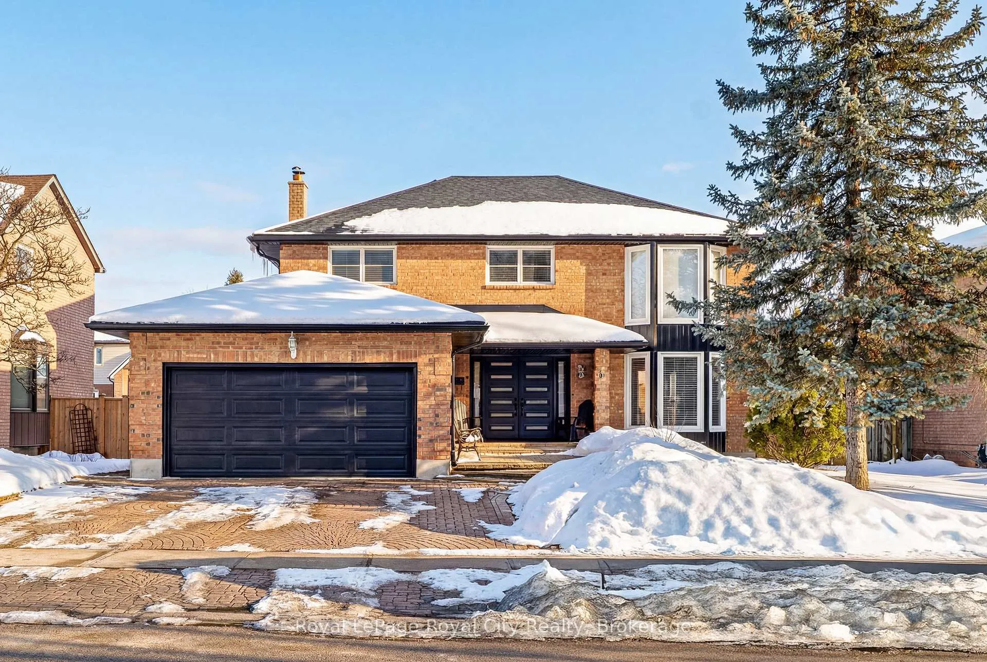 Front of 9 Kortright Road E