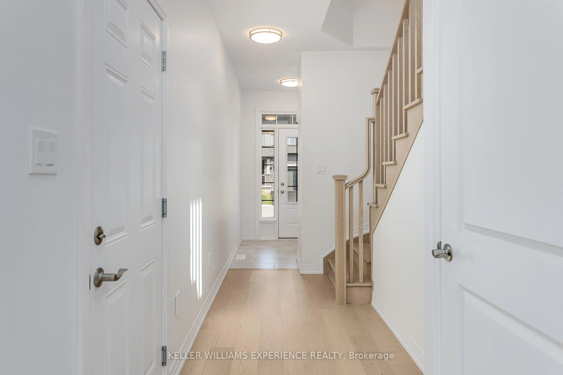 Photo 6 of 58 Sagewood Avenue, Barrie, Rural Barrie Southeast — HOMEH