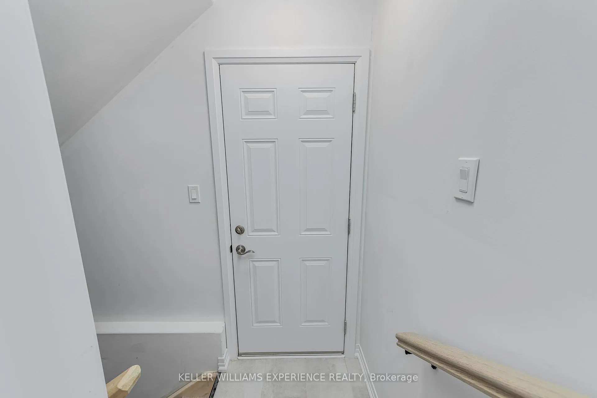 Photo 16 of 58 Sagewood Avenue, Barrie, Rural Barrie Southeast — HOMEH