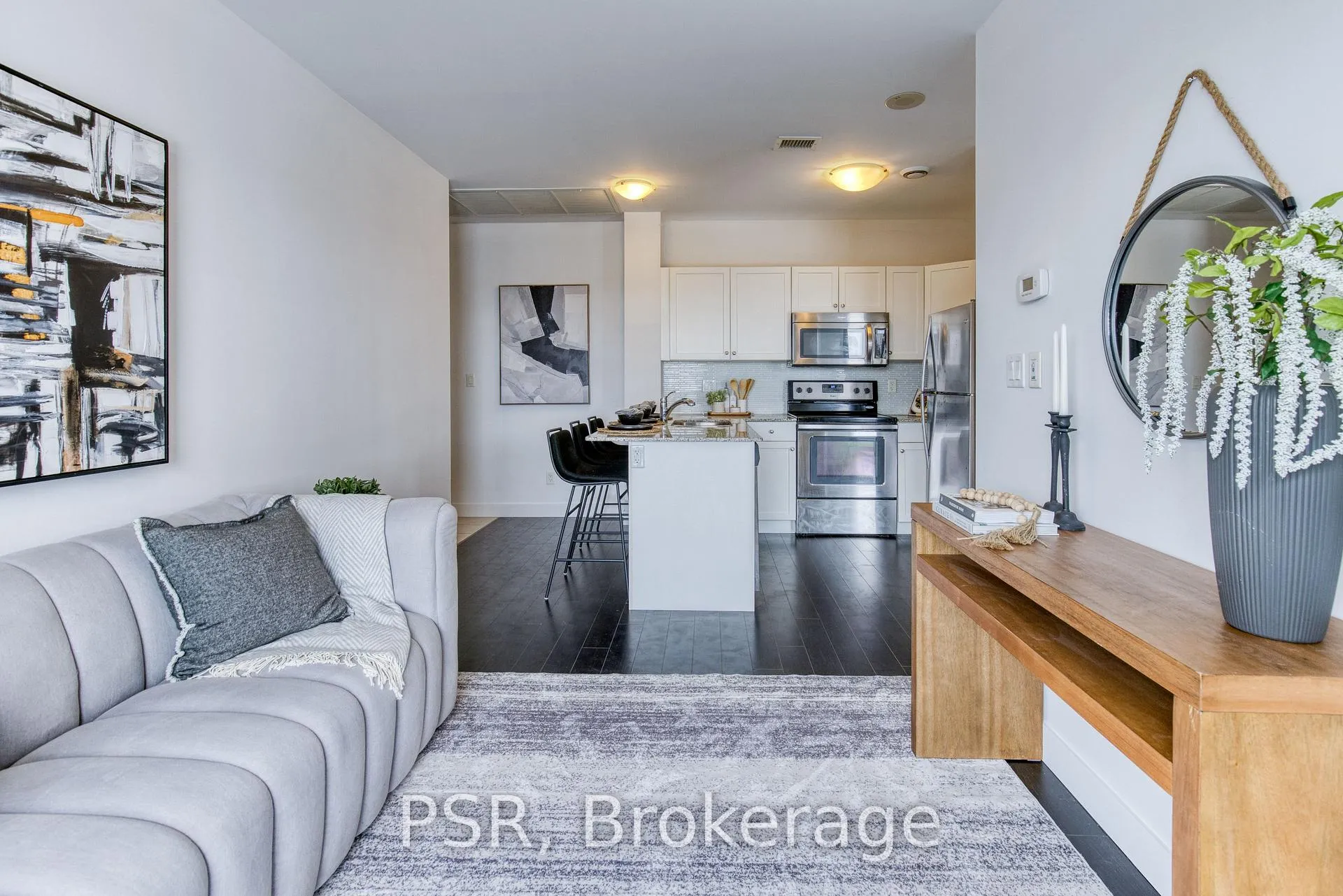 Photo 9 of Unit 902, 1 Victoria Street S, Kitchener — HOMEH