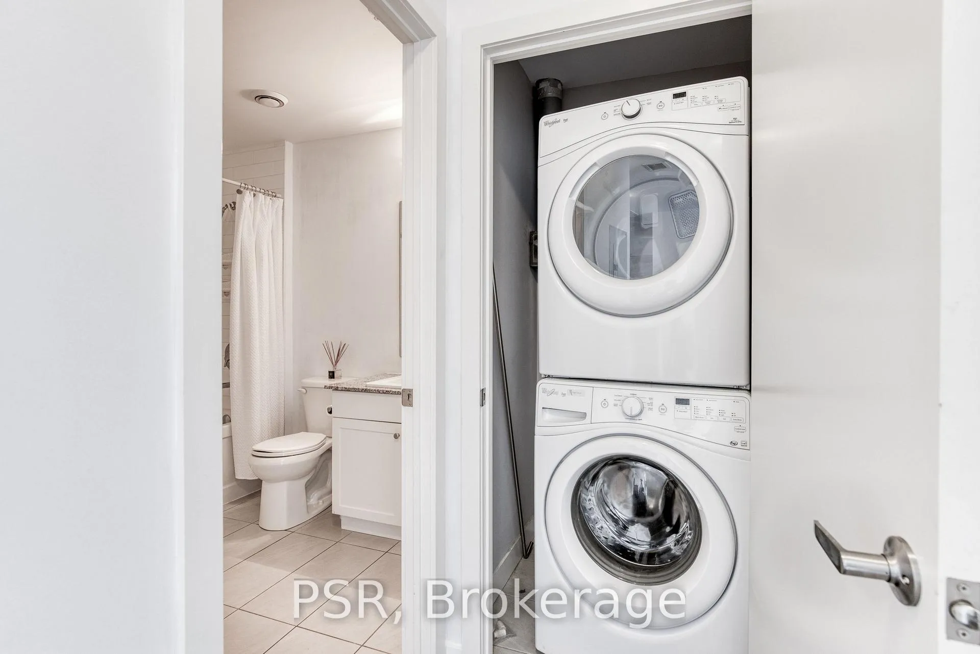 Photo 16 of Unit 902, 1 Victoria Street S, Kitchener — HOMEH