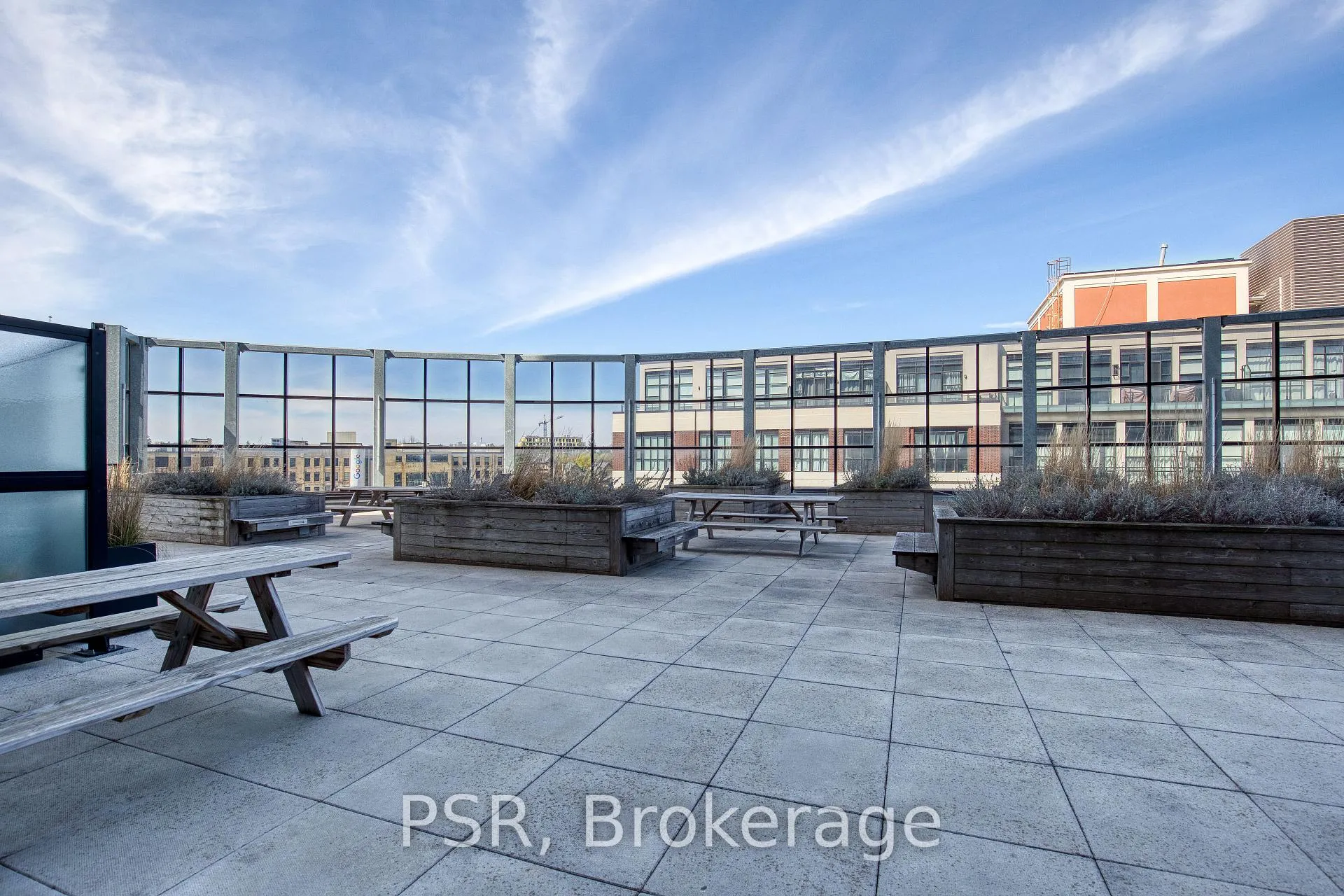 Photo 24 of Unit 902, 1 Victoria Street S, Kitchener — HOMEH
