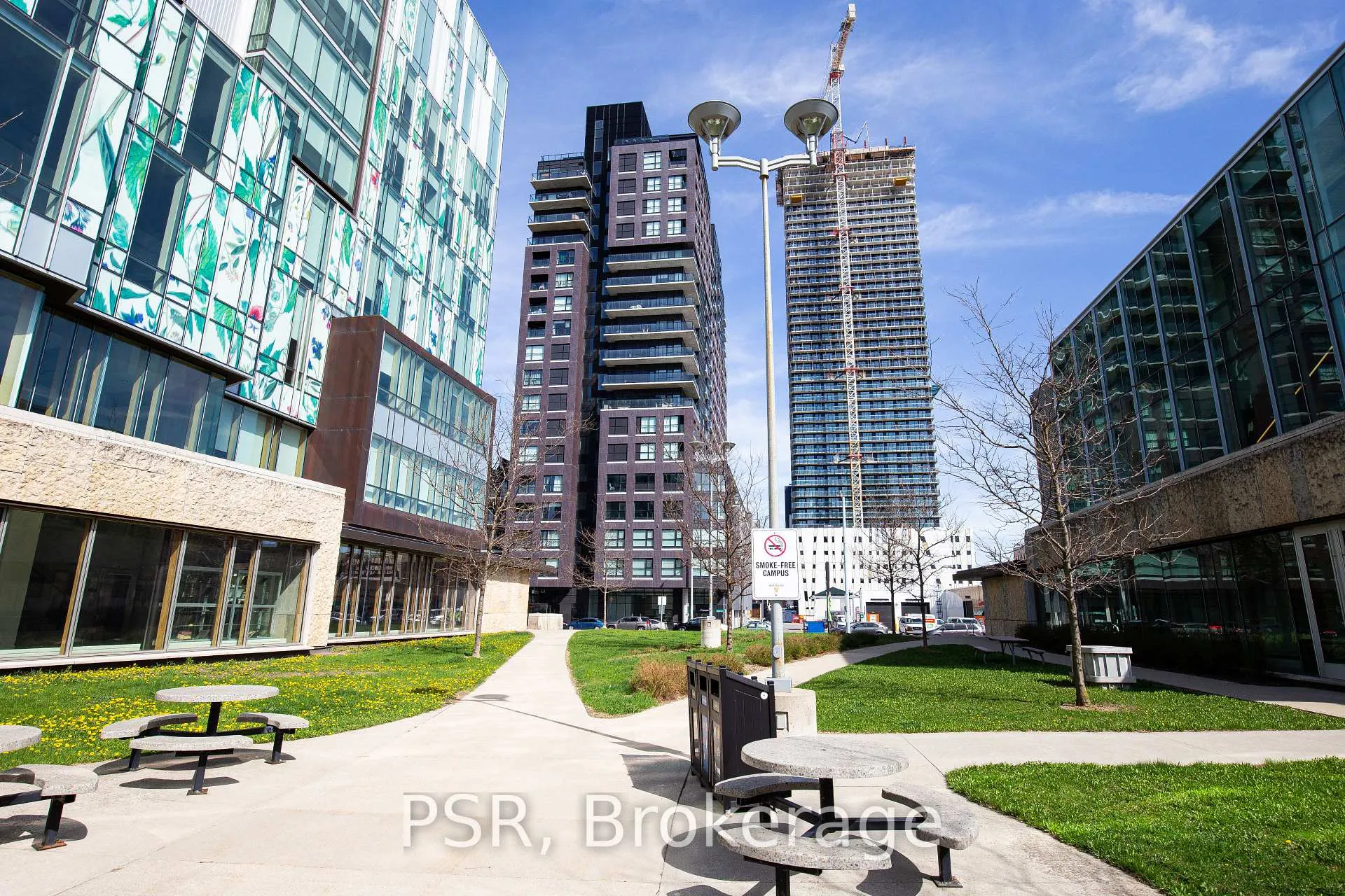 Photo 28 of Unit 902, 1 Victoria Street S, Kitchener — HOMEH