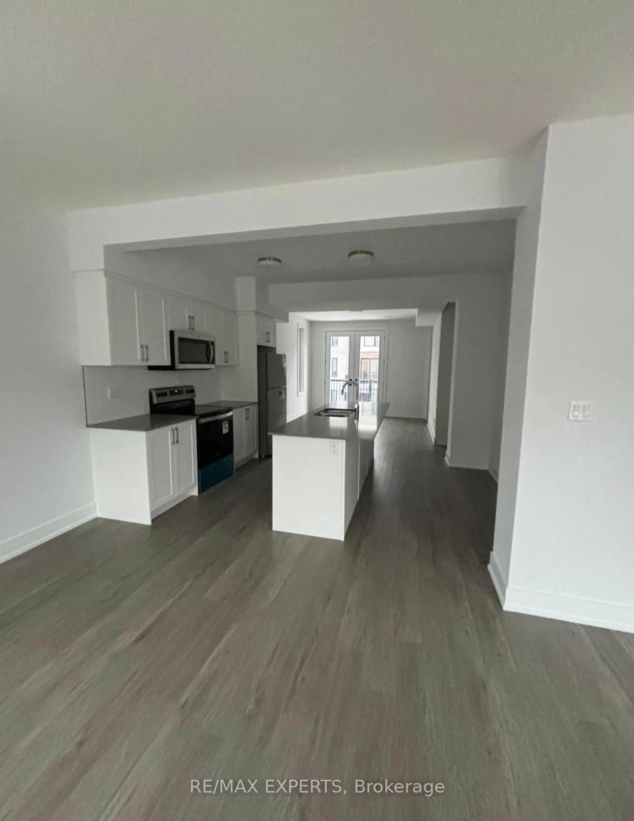 Photo 4 of Unit 32, 99 Roger Street, Waterloo, Uptown Waterloo — HOMEH
