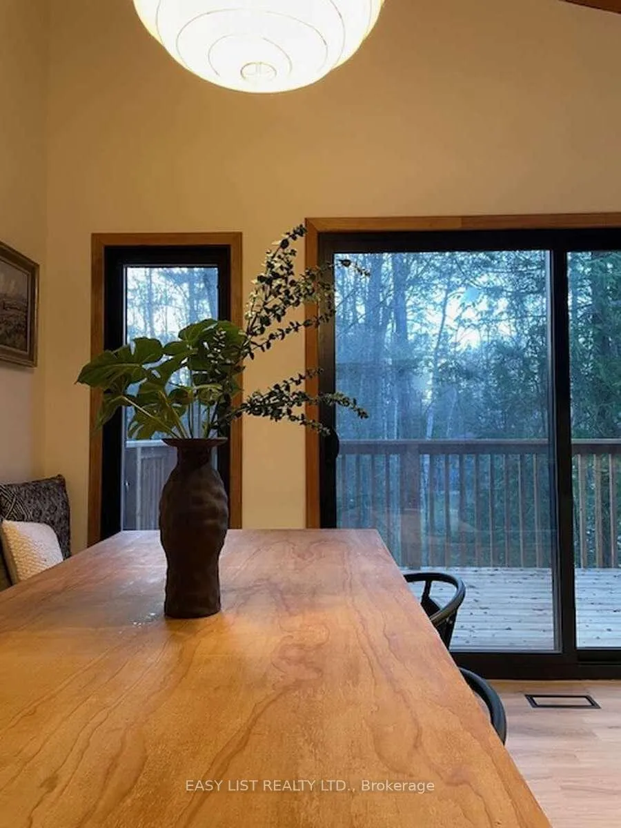 Photo 16 of 28 Birch Trail, Wasaga Beach — HOMEH