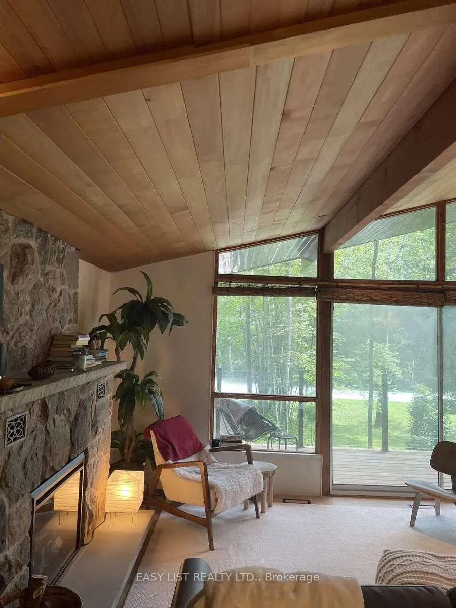 Photo 18 of 28 Birch Trail, Wasaga Beach — HOMEH