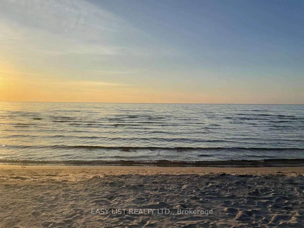 Photo 40 of 28 Birch Trail, Wasaga Beach — HOMEH