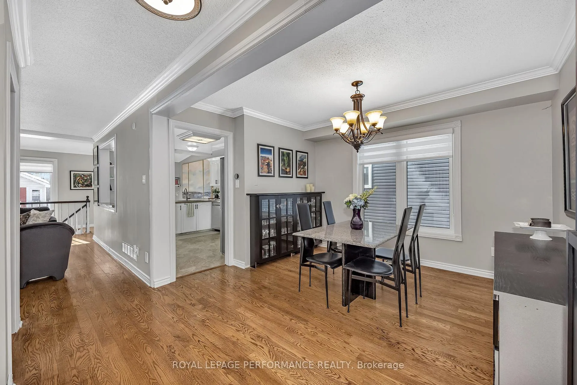 Photo 8 of 81 Saddle Crescent, Ottawa, Hunt Club Park — HOMEH