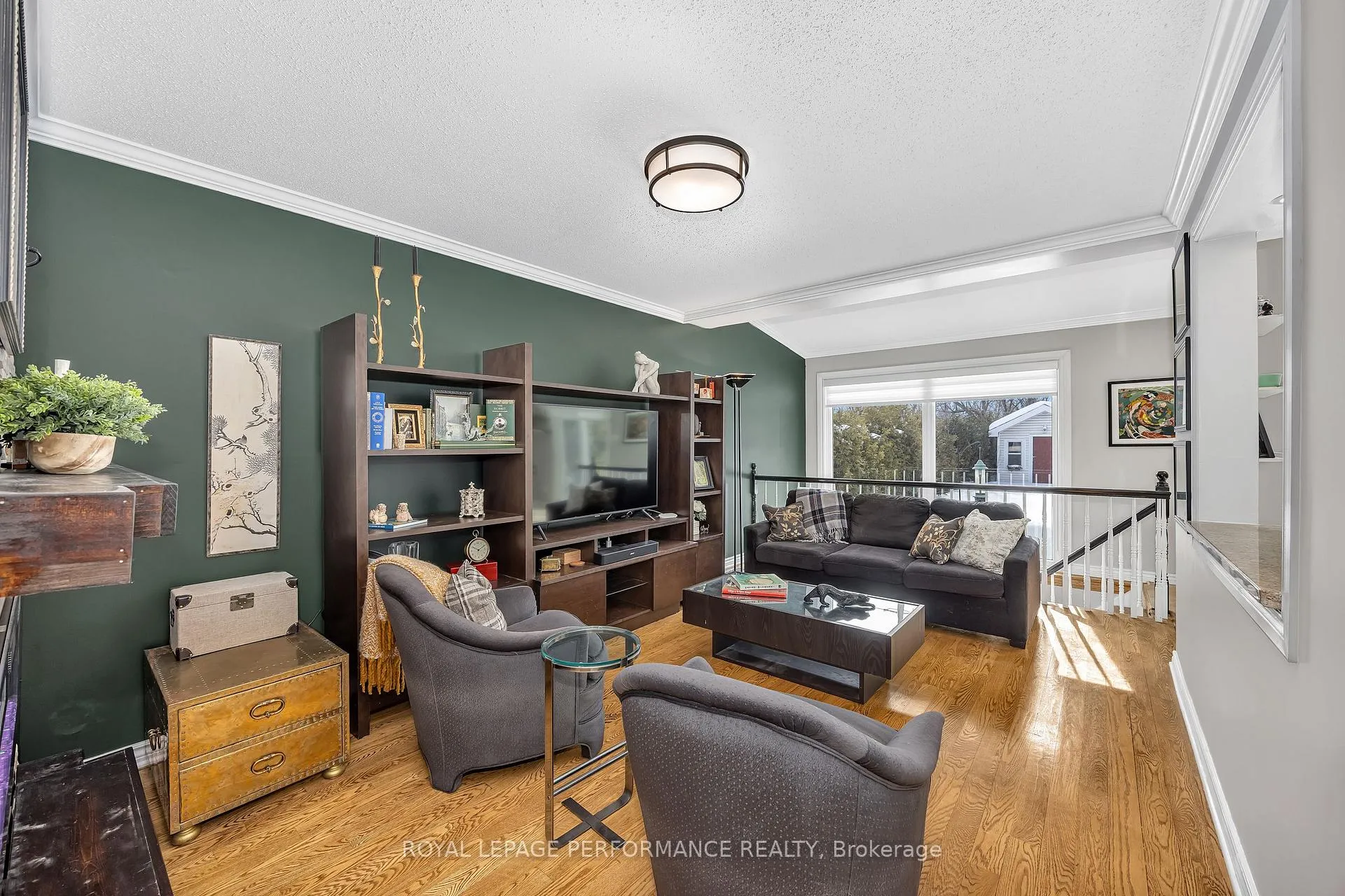 Photo 12 of 81 Saddle Crescent, Ottawa, Hunt Club Park — HOMEH