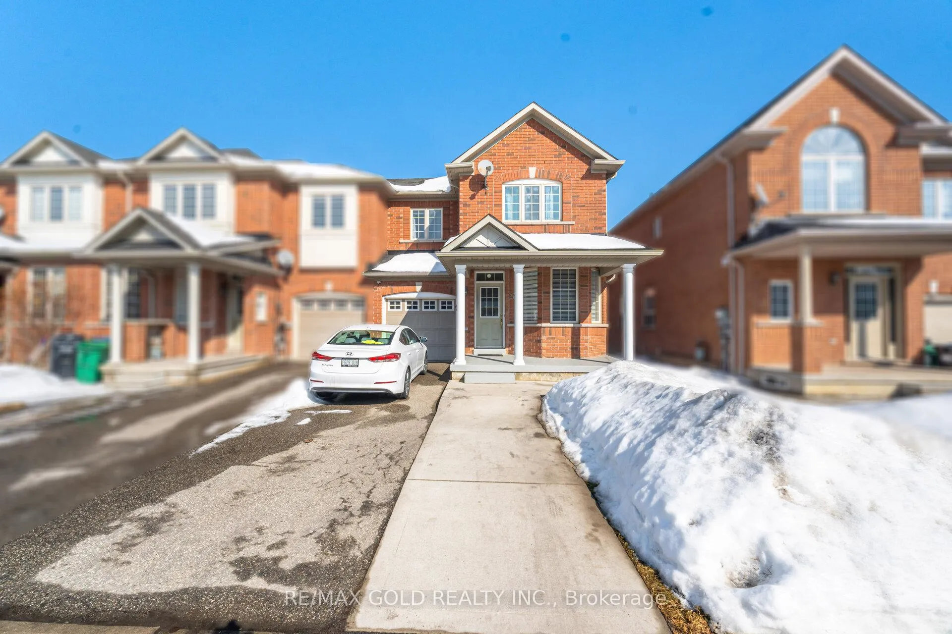 Photo 3 of 27 Frostbite Lane, Brampton, Sandringham-Wellington — HOMEH