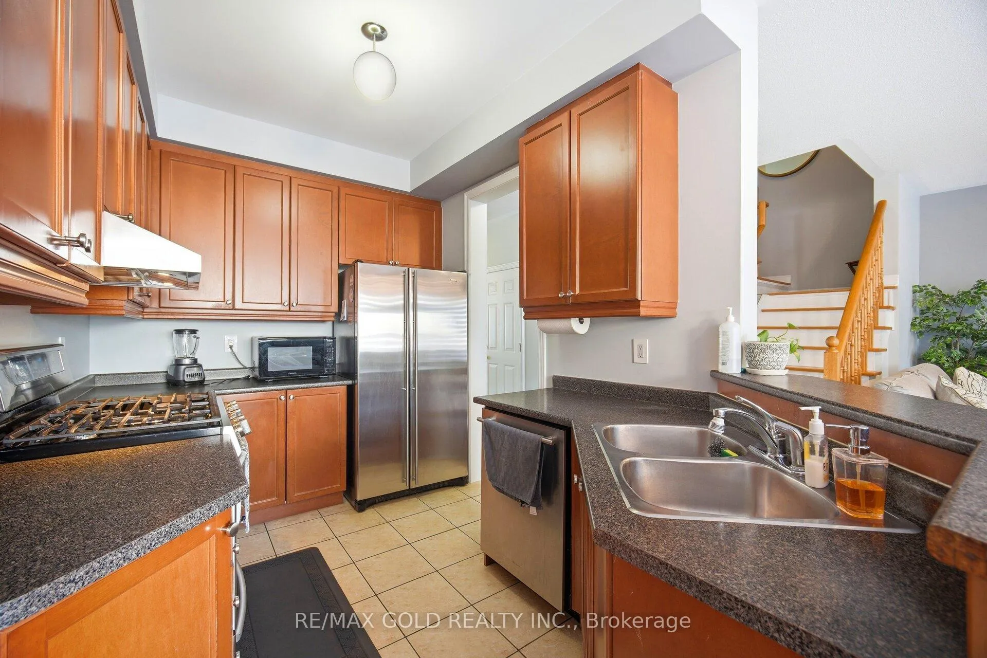 Photo 9 of 27 Frostbite Lane, Brampton, Sandringham-Wellington — HOMEH