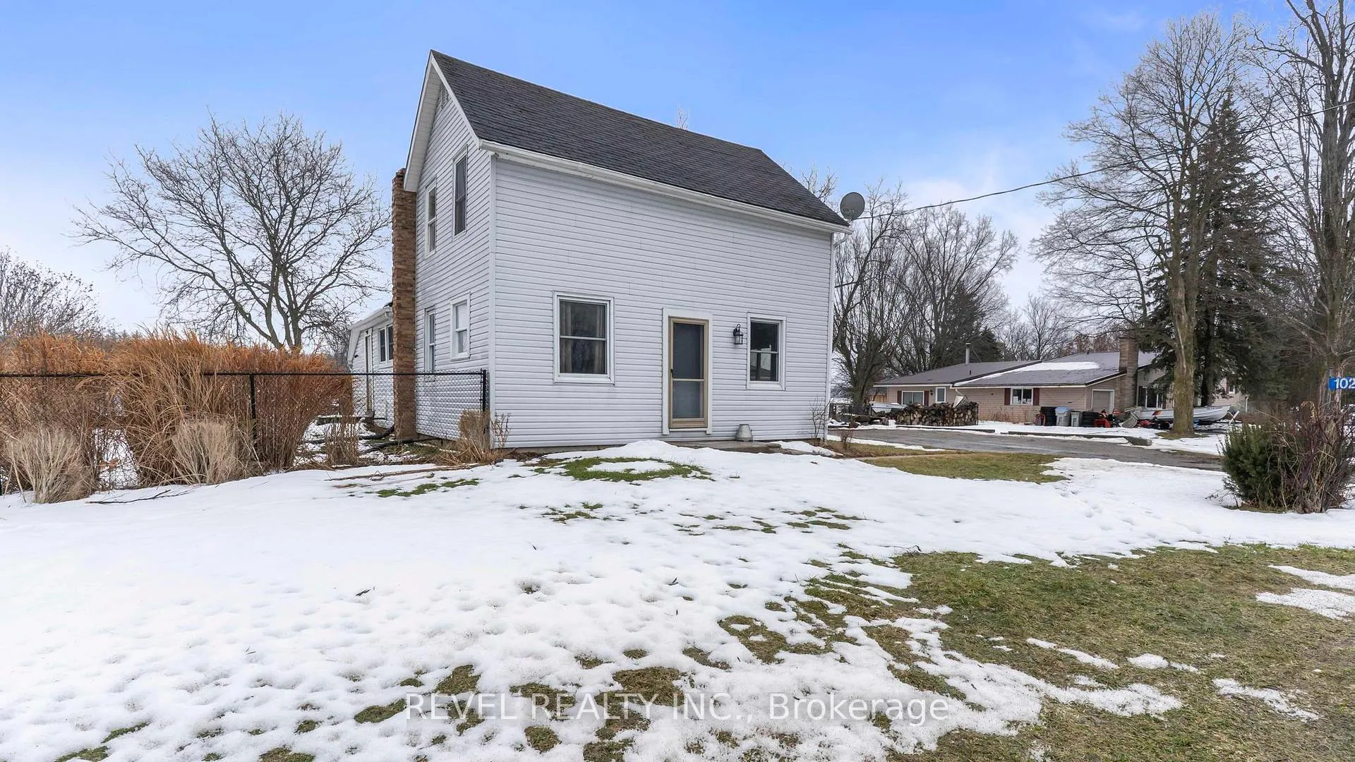 Photo 2 of 10299 Ilderton Road, Middlesex Centre, Rural Middlesex Centre — HOMEH
