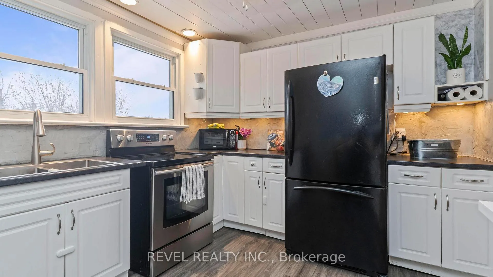Photo 11 of 10299 Ilderton Road, Middlesex Centre, Rural Middlesex Centre — HOMEH