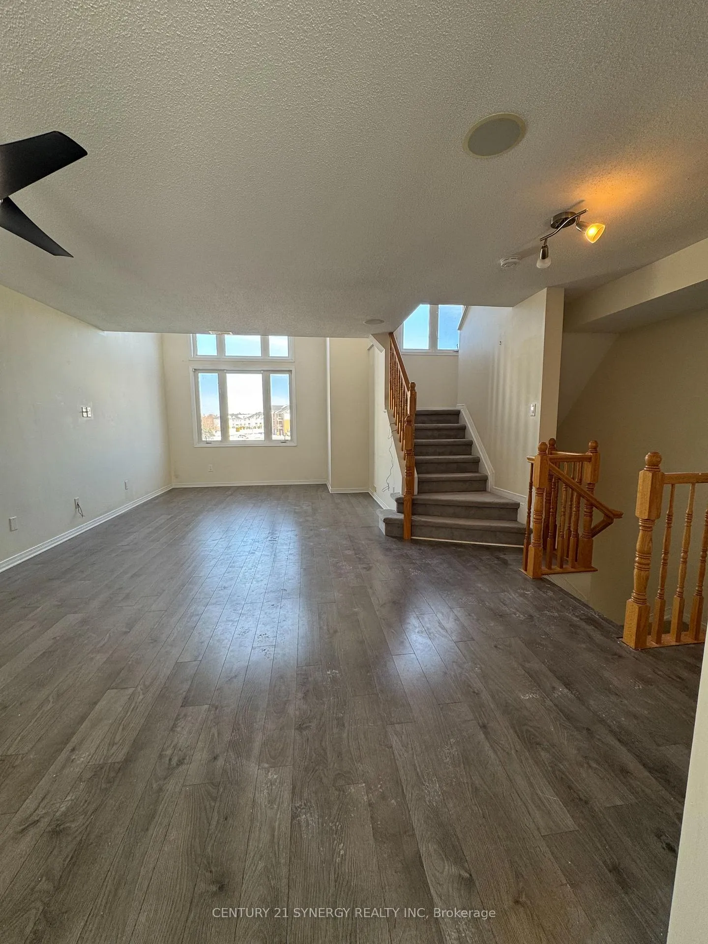 Photo 6 of Unit 4, 280 Tivoli Private, Ottawa, Merivale Industrial Park/Citiplace — HOMEH