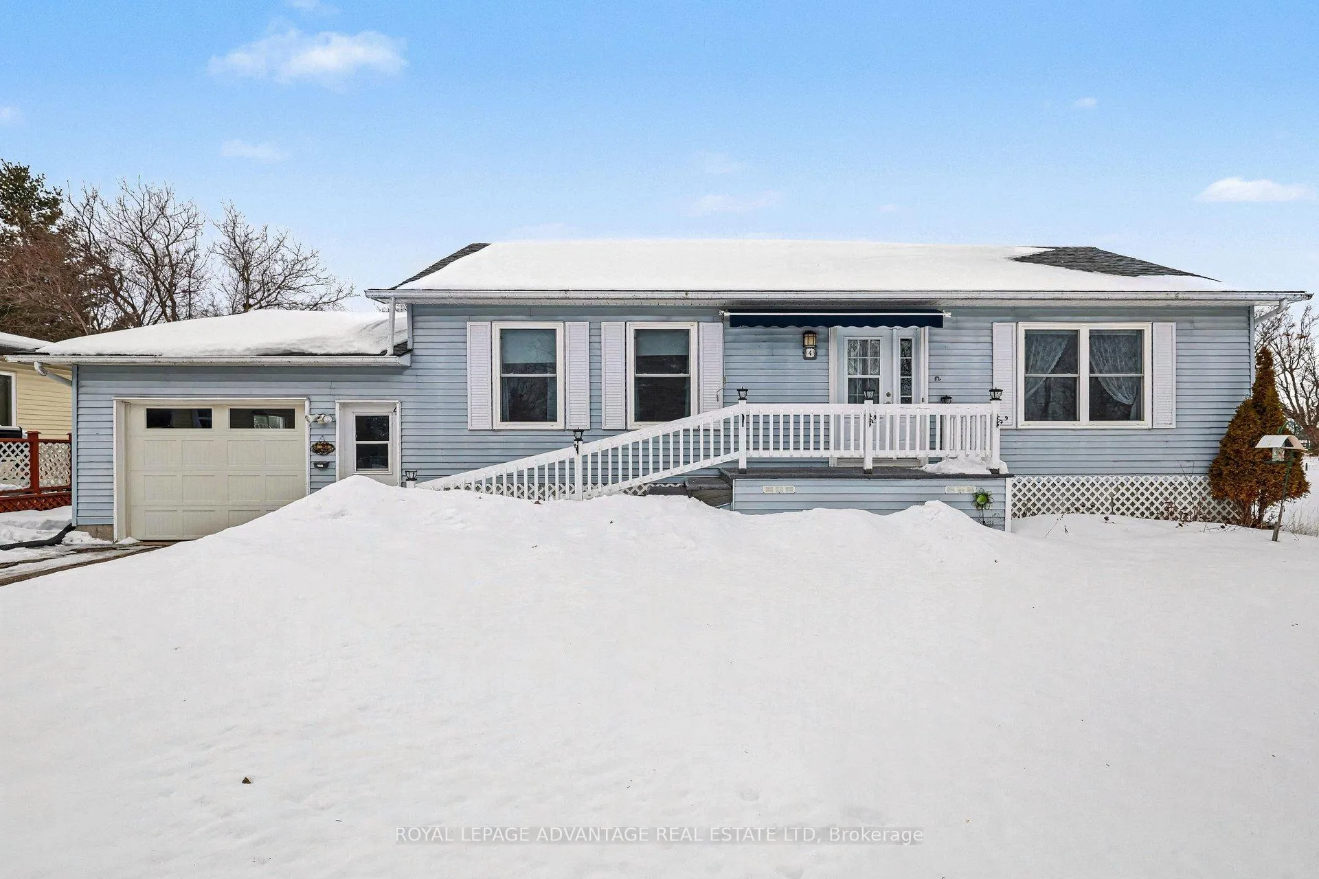 Photo 2 of 4 Otterdale Crescent E, Rideau Lakes, Rideau Lakes (South Elmsley) Twp — HOMEH