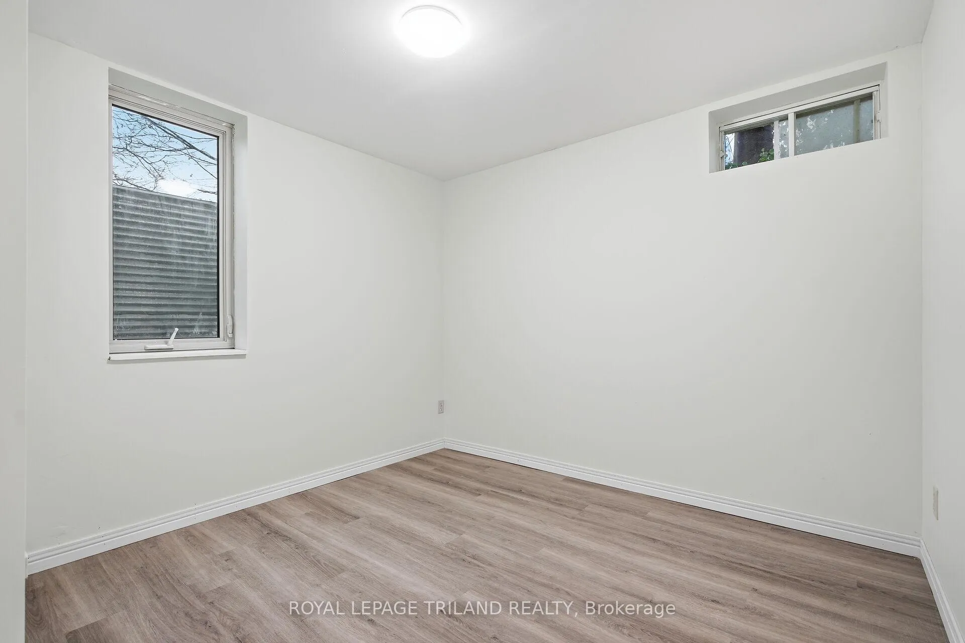 Photo 8 of Unit 2, 233 Centennial Avenue, St. Thomas — HOMEH