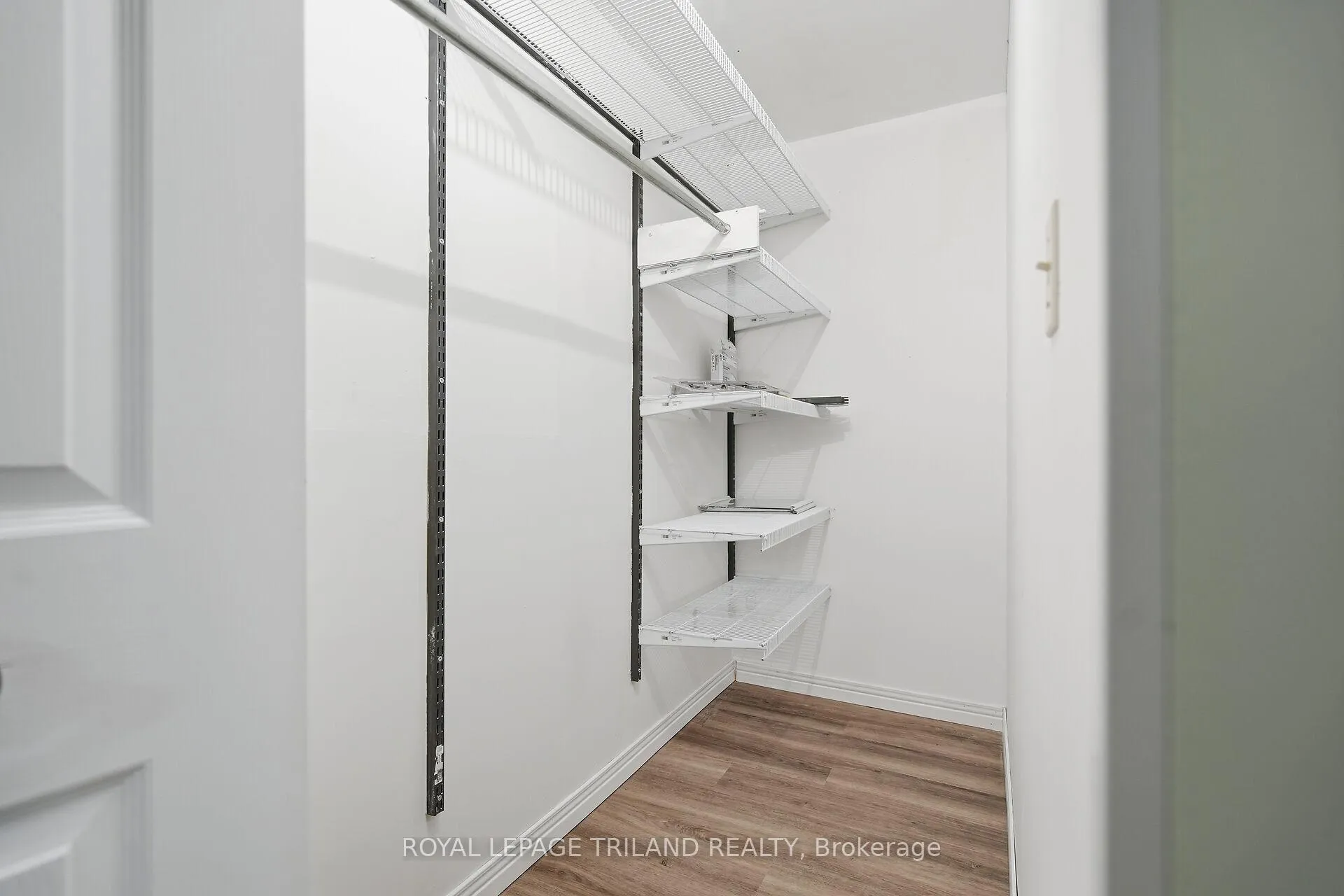 Photo 11 of Unit 2, 233 Centennial Avenue, St. Thomas — HOMEH
