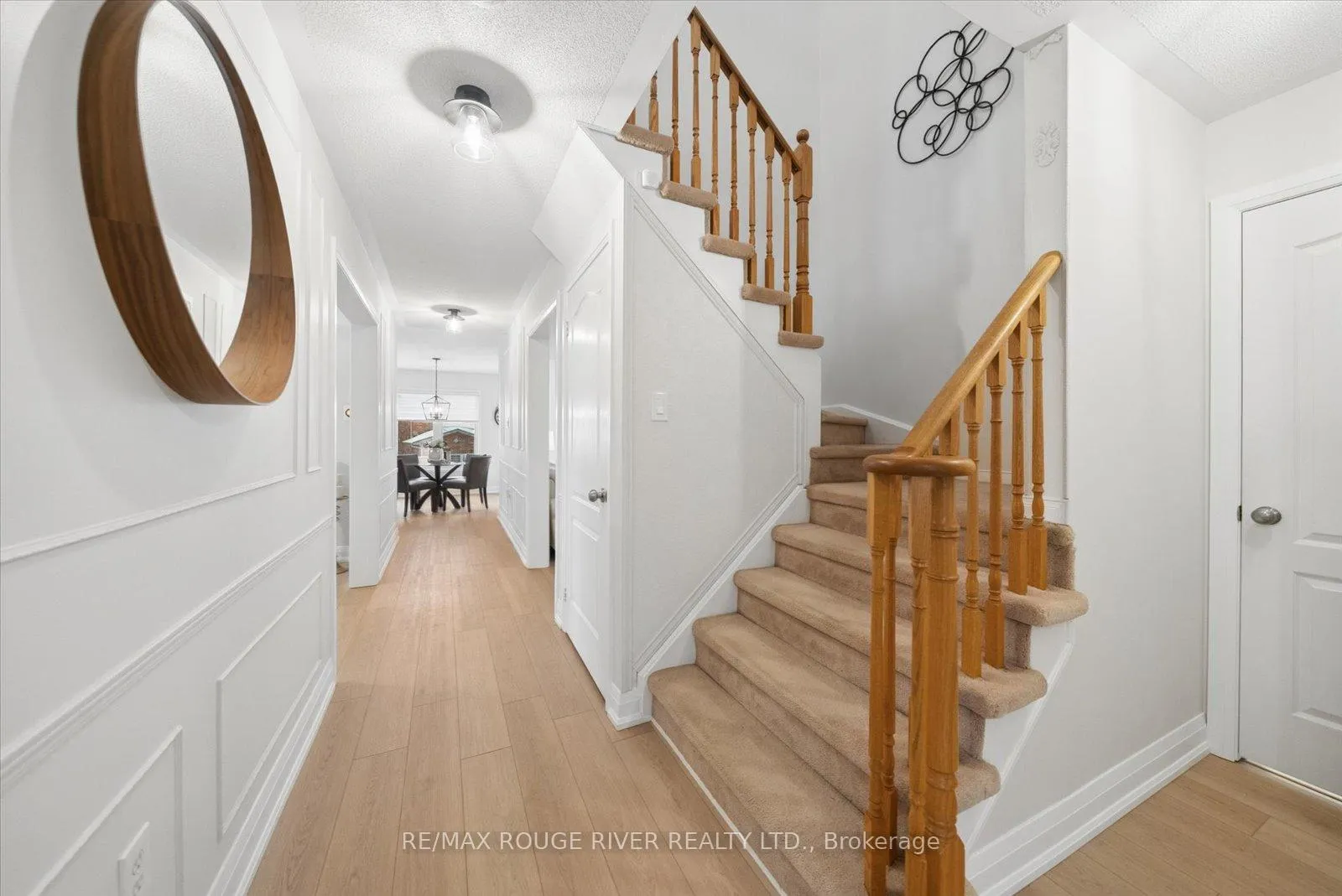Photo 4 of 47 Downey Drive, Whitby, Brooklin — HOMEH