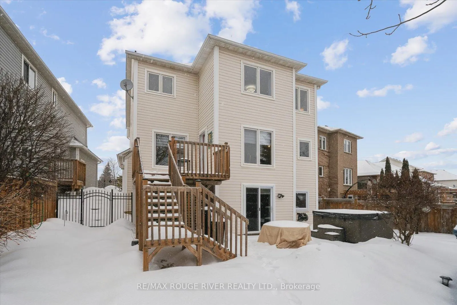 Photo 34 of 47 Downey Drive, Whitby, Brooklin — HOMEH