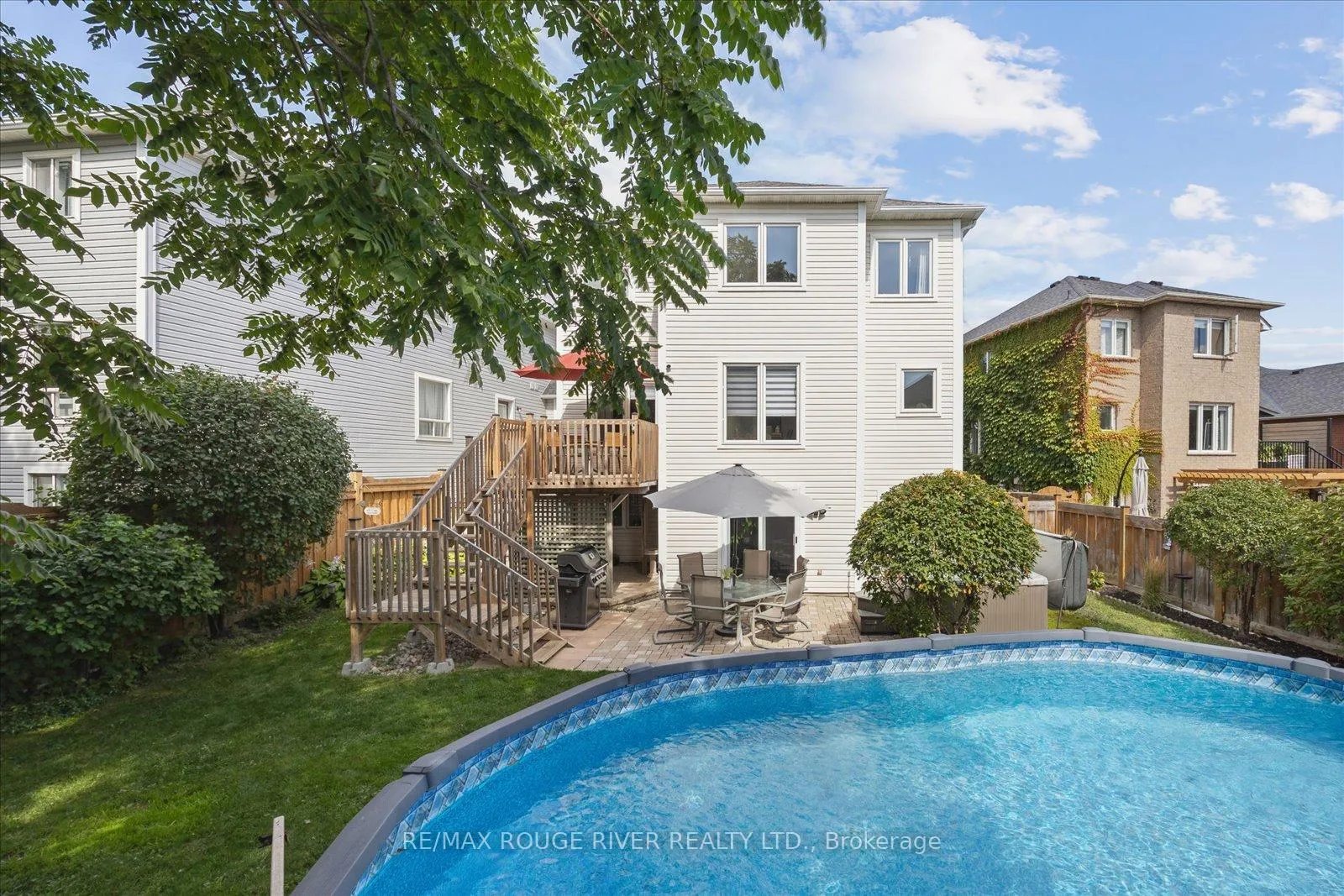 Photo 40 of 47 Downey Drive, Whitby, Brooklin — HOMEH