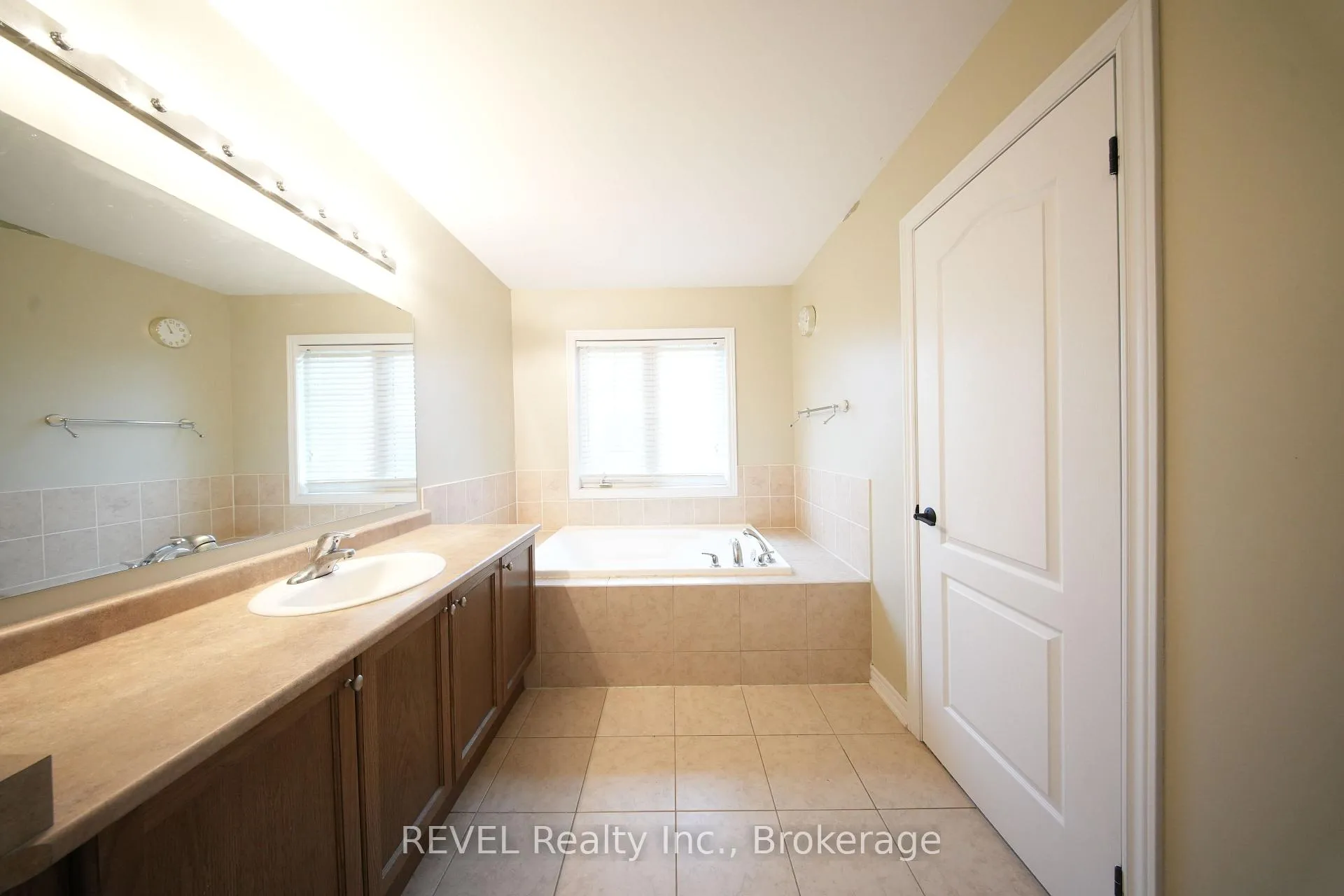 Photo 20 of 97 Cedarbrook Road, Brampton, Sandringham-Wellington — HOMEH