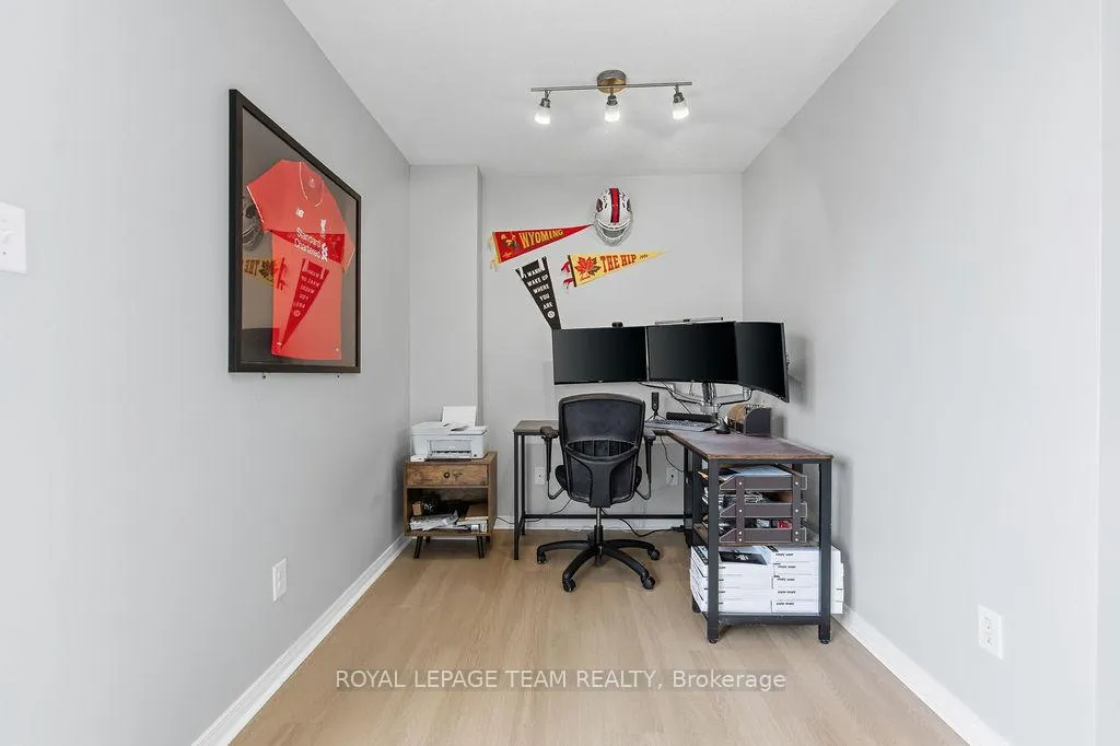 Photo 12 of 402 Sadar Private, Ottawa, Barrhaven - Cedargrove/Fraserdale — HOMEH