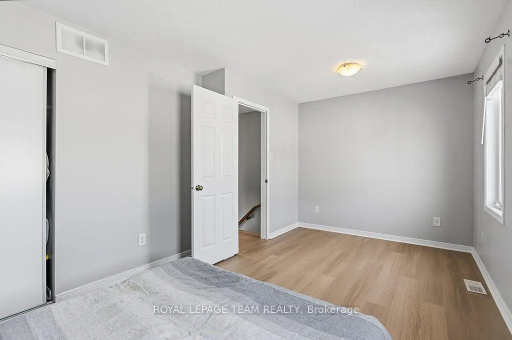 Photo 37 of 402 Sadar Private, Ottawa, Barrhaven - Cedargrove/Fraserdale — HOMEH