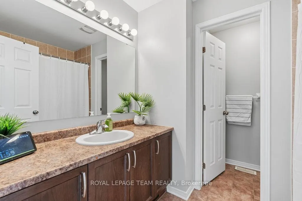 Photo 41 of 402 Sadar Private, Ottawa, Barrhaven - Cedargrove/Fraserdale — HOMEH