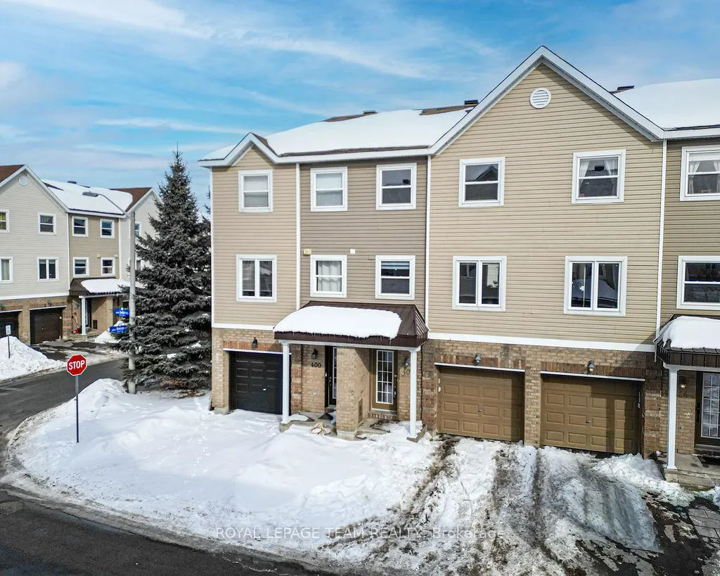 Front of 402 Sadar Private