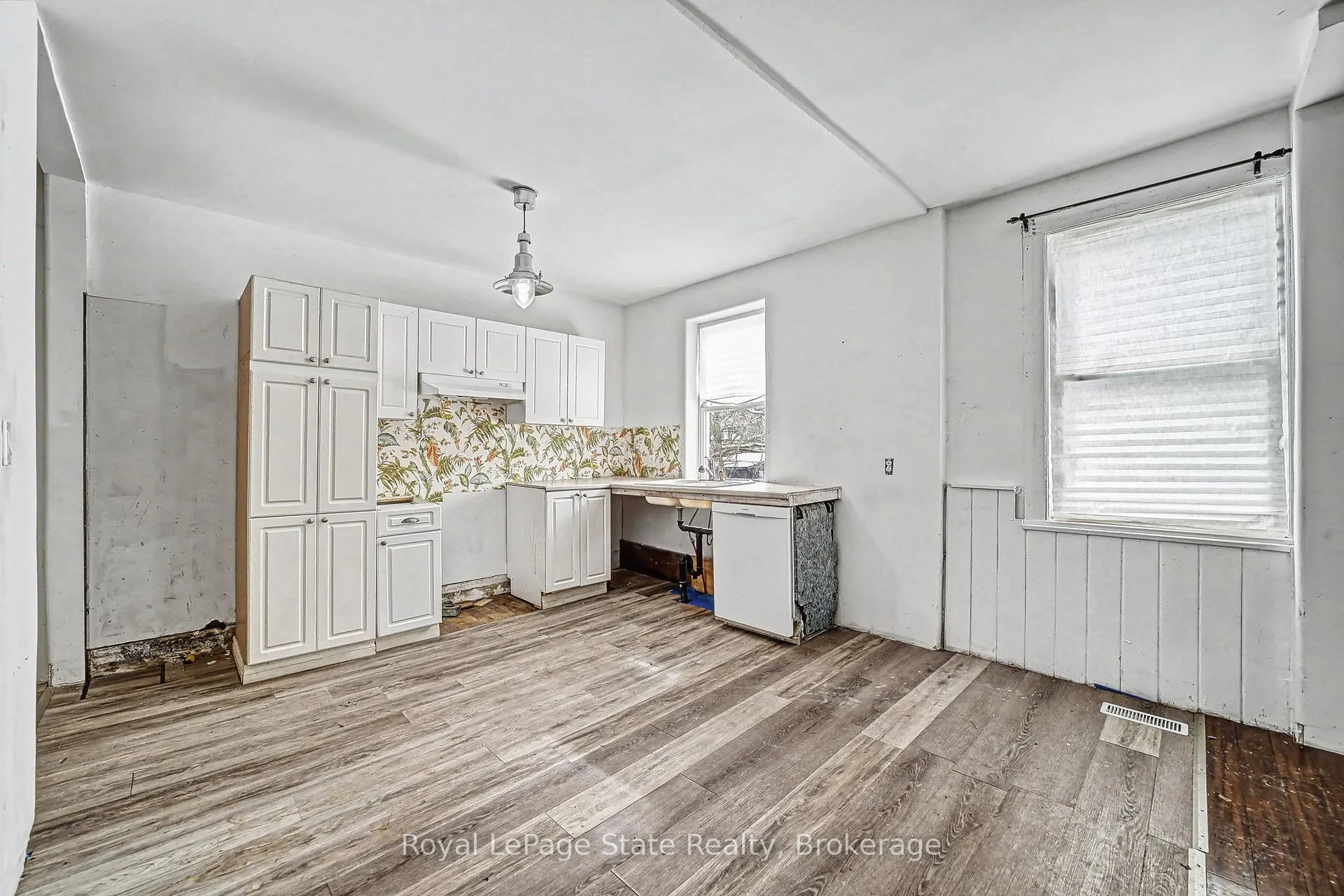 Photo 10 of 36 River Street, Thorold, Port Robinson — HOMEH