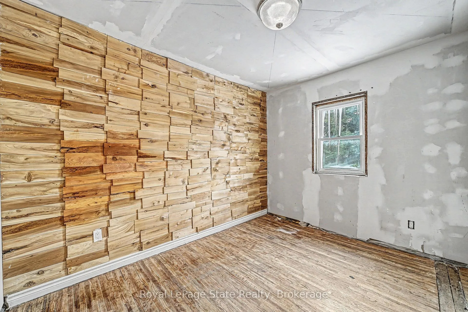 Photo 21 of 36 River Street, Thorold, Port Robinson — HOMEH