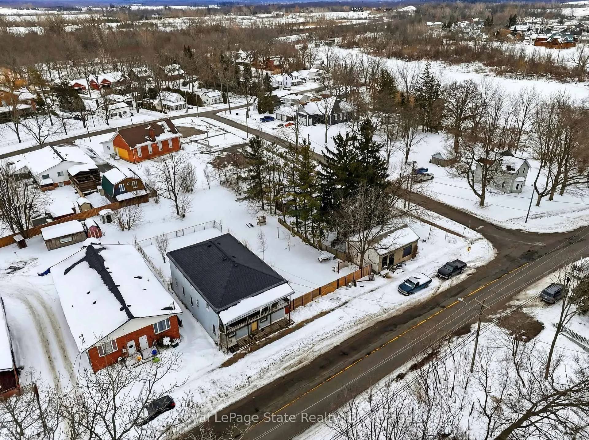 Photo 33 of 36 River Street, Thorold, Port Robinson — HOMEH
