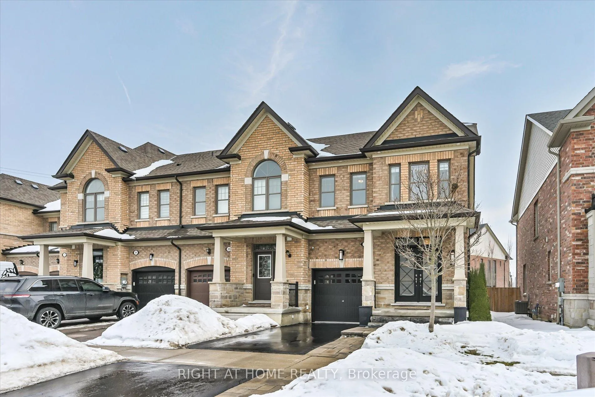 Photo 3 of 13 Morra Avenue, Caledon, Bolton East — HOMEH