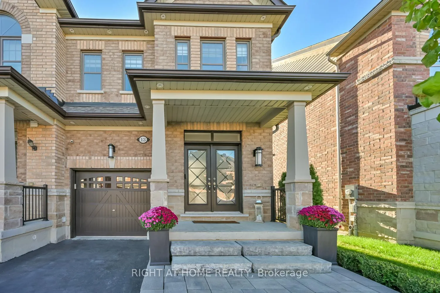 Photo 5 of 13 Morra Avenue, Caledon, Bolton East — HOMEH