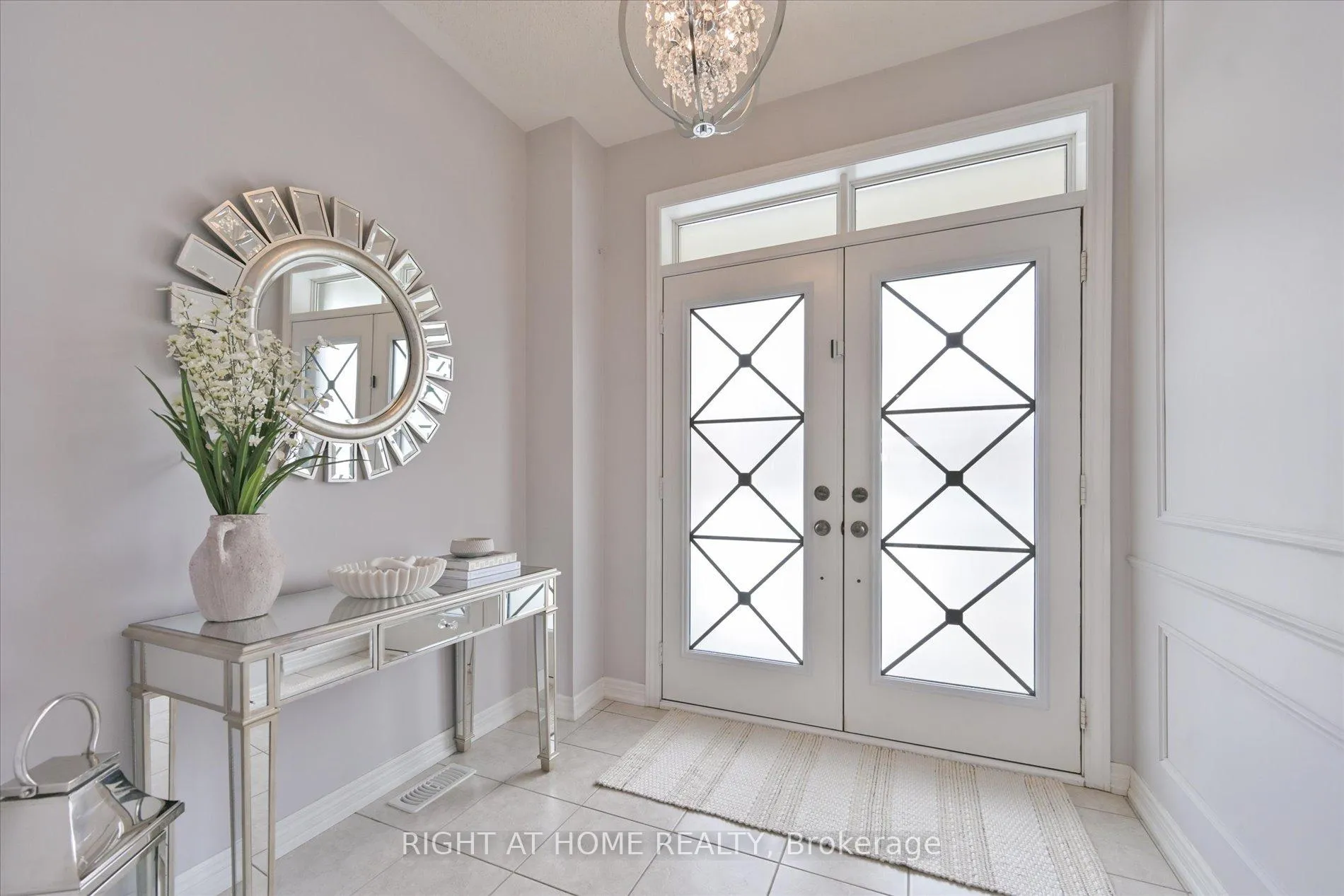 Photo 7 of 13 Morra Avenue, Caledon, Bolton East — HOMEH