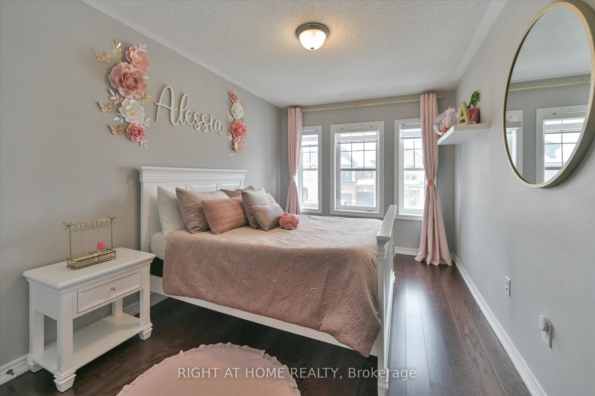 Photo 33 of 13 Morra Avenue, Caledon, Bolton East — HOMEH