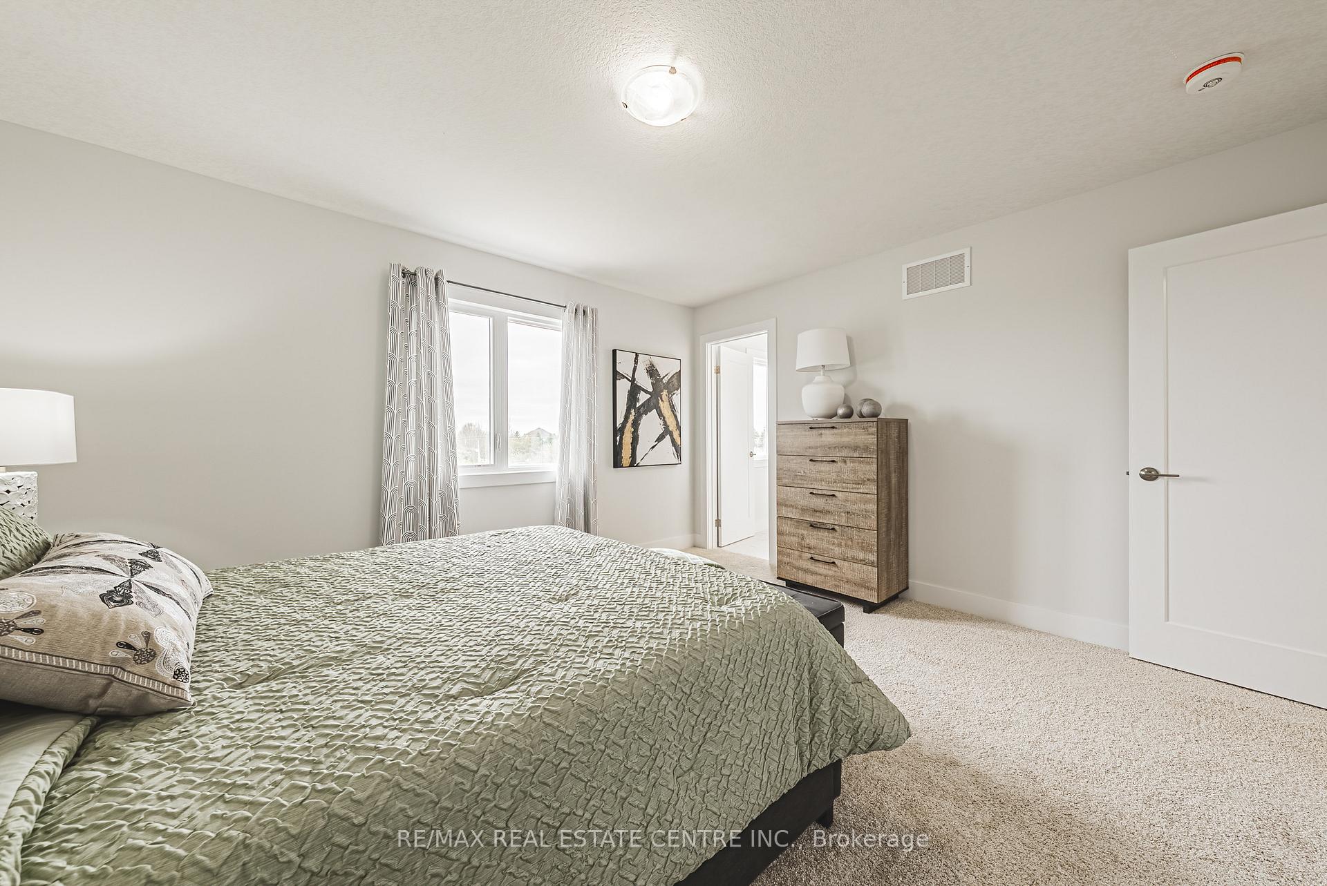 Photo 27 of 123 Maple Street, Mapleton, Rural Mapleton — HOMEH