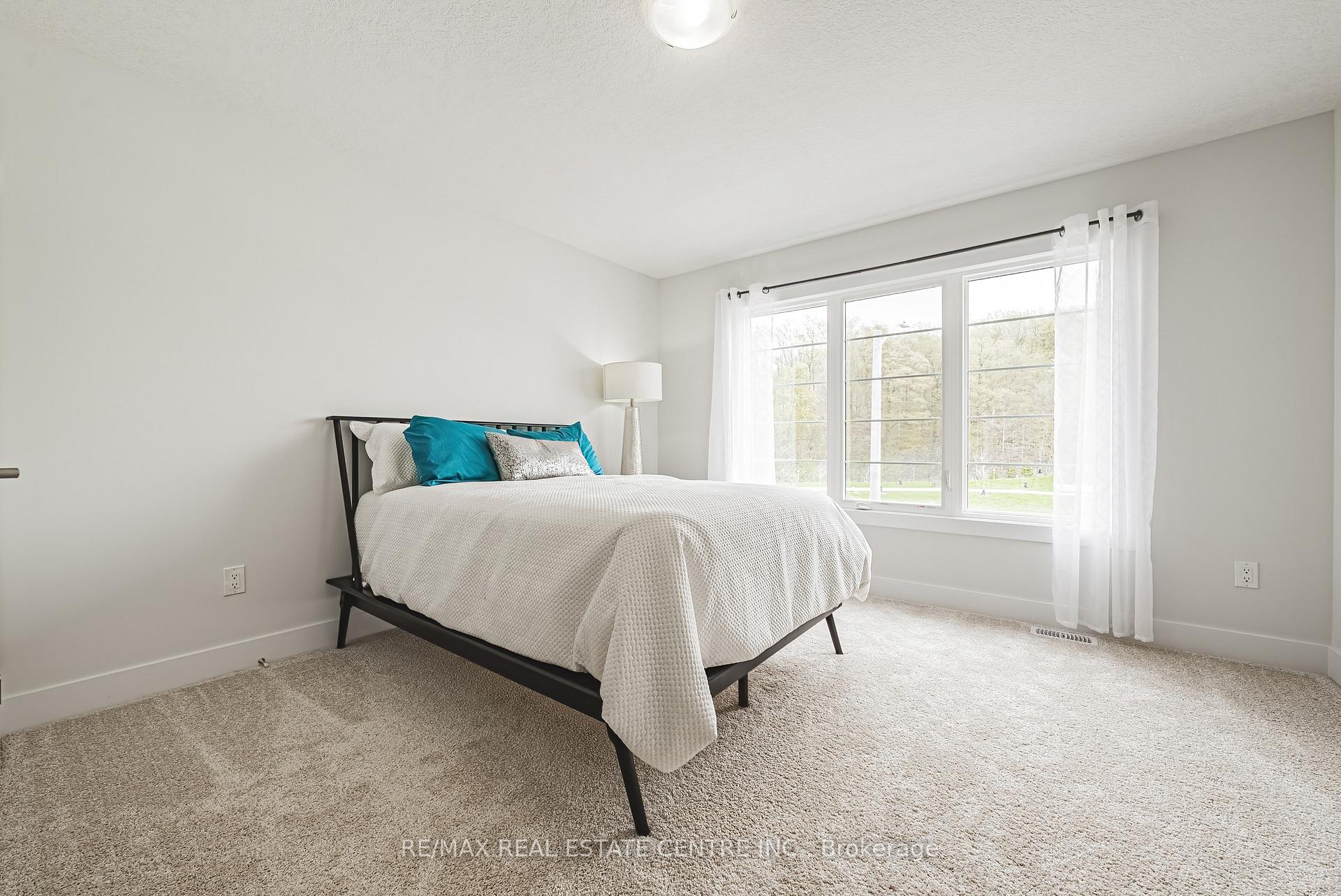 Photo 33 of 123 Maple Street, Mapleton, Rural Mapleton — HOMEH